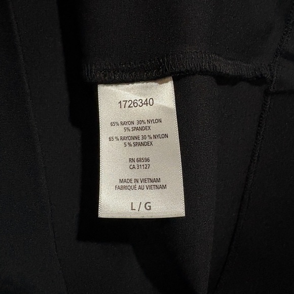 NWOT, Classic Black DKNY Knee-Length Skirt, Large - Picture 5 of 8